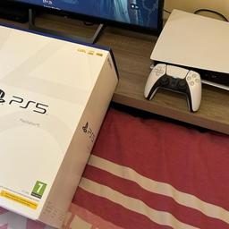 ps5 comes boxed with 1 controller bought Christmas but only used 5 times