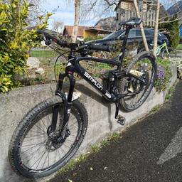 Fully Mountainbike "Simplon": Federung Rockshox, Schaltung und Bremsen Shimano Deore XT, DT-Swiss Laufräder, Gesamtgewicht: 11kg