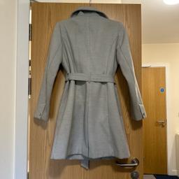 Gorgeous grey formal Miss Selfridges coat
Slight bobbling and discolouration on the sleeve (see 4th photo) 
Size 6 but fits an 8