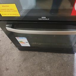 Dual usage gas cooker only grill is on electric it is in perfect working condition no rust no smell collections only 140.00
grill has never been used