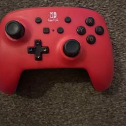 Nintendo switch controller connect by bluetooth 
Used a few times, works with all games compatible with controller. Cash on collection only, Open to reasonable offers. Open to questions. 
Check my profile for more items!