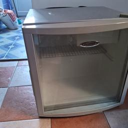 mini freezer it's exelent full working condition perfect working