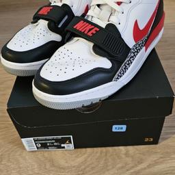 Verkaufe hier ein paar Nike Air Jordan Legacy 312 Low