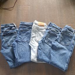 Verkaufe 5 Jeans in einem sehr guten Zustand. Ohne Flecken und Löcher. 
2 Stk. sind Größe 158, 3 Stk. Größe 152.
Die helle ist von Zara, der Rest von H&M.
Privatverkauf keine Garantie und Rücknahme!