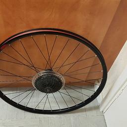 Excellent condition,  comes with 9 Speed Shimano cassette,  please view pictures for details.