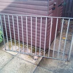 cast iron fence panel. solid and heavy. can be screwed from bottom or side ( holes already drilled). 62cm (2') X 91cm (3'). collect please from oxenhope Bradford 22