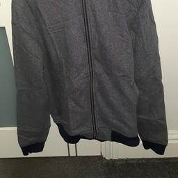 Mens jacket. Size medium. Collection is bd7