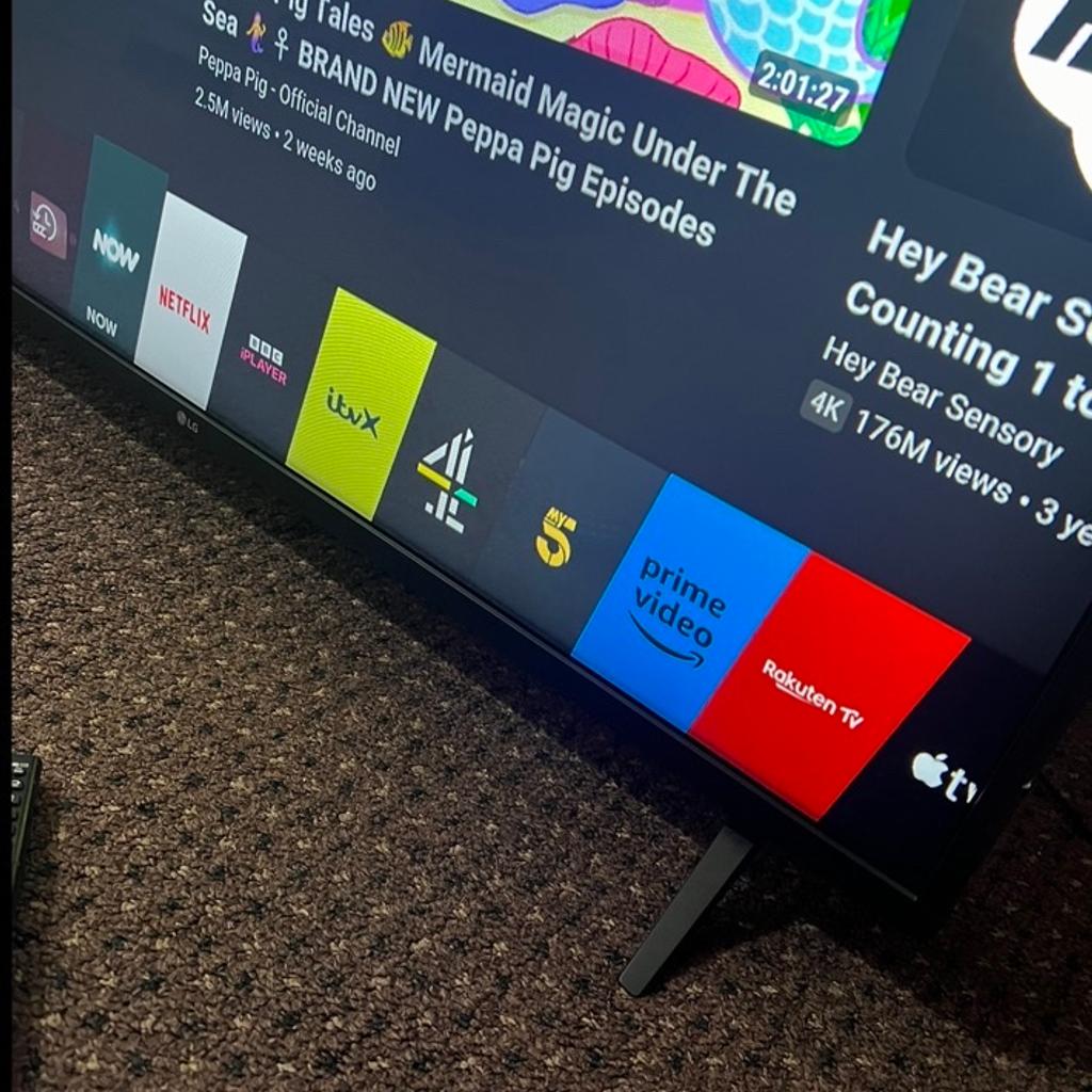 Lg 43 inch led smart tv with base legs and genuine remote
Fully working great condition
Fully Wi-Fi
2021 model
£180 can deliver and set up if required
Cover Bradford Leeds Halifax and Keighley areas