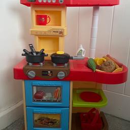 Barely used toy kitchen. Comes with lots of little bits to play the kitchen with. Misplaced the toy tap so selling for really cheap.