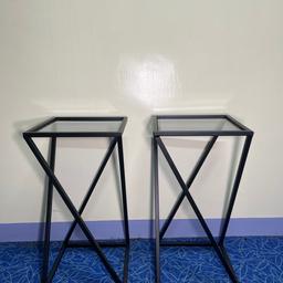 Glass and  steel set of night stands. Reception Office Table Black

Black coated steel table top glass top. Contemporary design. 


Measurements : 

Dimensions: 30cm wide, 30cm deep, 61cm high.

In good condition; sold as seen. 

Collection only in central London WC1X walking distance close to Kings Cross station.