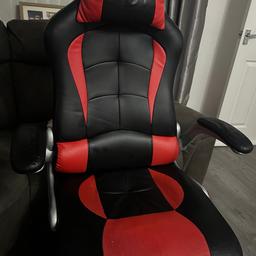 Gaming chair adjustable height good condition