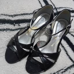 Pavers ladies black patent open toe shoes size 6. collection willenhall wv12 area