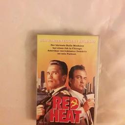 Verkaufe Red Heat VHS Kassette in hervorragendem Zustand.