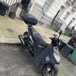 I’ve got a Yamaha Cygnus x 125cc it’s got low mileage and also got the full logbook with it. I’ve recently changed the spark plugs, got brand new front and back tyres. It’s got MOT till April, ULEZ free and insurance is very cheap on it. Price is negotiable so feel free to give an offer. Also available for rent deposit needed. (Your own insurance) Text or ask for number for more information..