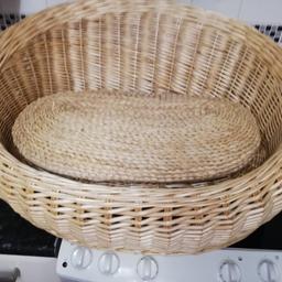 Bought this wicker basket dog she will not go in she is very scared 
New item
