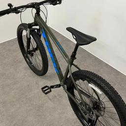Trek Roscoe 6 27.5+ 2023 Hardtail Mountain Bike - Olive Grey (greenish tint)

Brand:Trek
Code:33192OliveGreyW

Trek Roscoe 6 27.5+ Key Features:
Alpha Gold Aluminium Frame
SR Suntour XCM 32 Fork
Shimano Deore Drivetrain
TranzX JD-YSP18 Dropper Seatpost
Shimano MT200 Hydraulic Disc Brakes

Only selling because of lack of time to get out on it will throw in my black Specialized helmet for free.