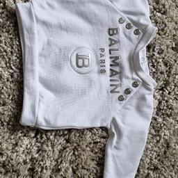 excellent condition genuine balmain jumper Age 6 month paid 195 wanting 40