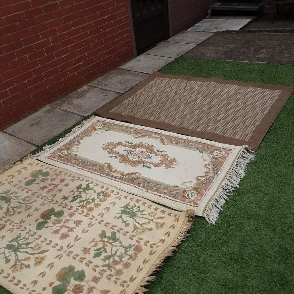 see photo wool rugs measure
160cmx 90cm £10
160cmx 80cm £10
165cm x 120cm Mat £5
will sell in any order pick up Barnsley S75 2NR