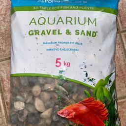 5x5kg bags fish tank or pond gravel 
Brand new unopened