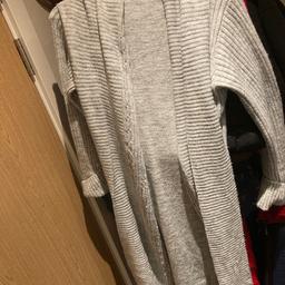 Brand new condition longline cardigan. Pick up only at NW2 Cricklewood station or staples corner. Free eyelash gift bag with his purchase.