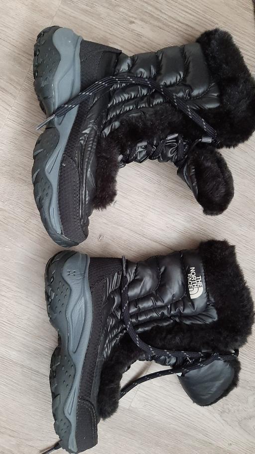 Buy & Sell Hertfordshire St. Albans - Photos for The North face snow boots Nuptse