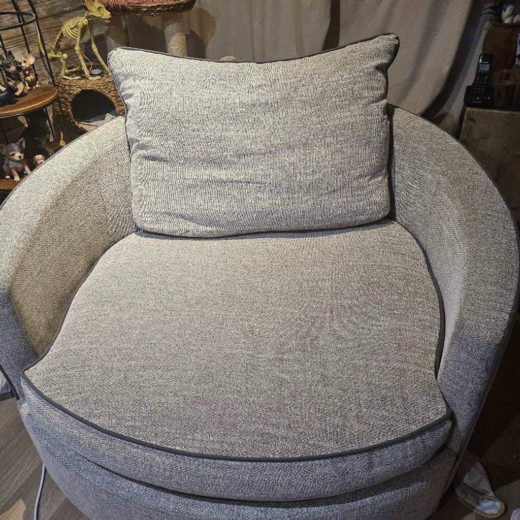 Really Comfy Great Condition Grey Fabric Large Swivel Chair