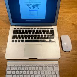 MacBook Air 2017; 13,3"; 256GB SSD; 8GB
Wurde komplett zurückgesetzt.
inkl. Tastatur und Mouse