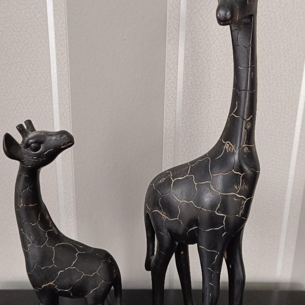 niedliche Giraffen, schwarz - braun
Setpreis: 10.- Euro