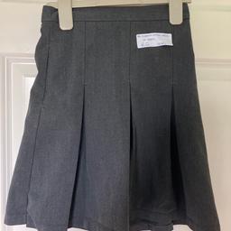 💥💥 OUR PRICE IS JUST £2 💥💥

Preloved girls school skirt in grey

Age: 8-9 years
Brand: M&S 
Condition: like new hardly worn

All our preloved school uniform items have been washed in non bio, laundry cleanser & non bio napisan for peace of mind

Collection is available from the Bradford BD4/BD5 area off rooley lane (we have no shop)

Delivery available within reason for fuel costs

We do post if postage costs are paid For (we only send tracked/signed for)

No Shpock wallet sorry