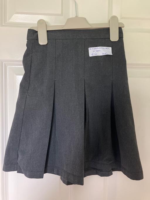 Buy & Sell West Yorkshire Bradford - Photos for M&S school skirt 8-9 years in grey £2