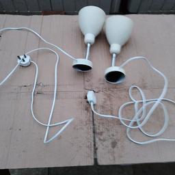 2 wall light like new. With sockets. Max 60 w.
15 pound each
Le39la Leicester