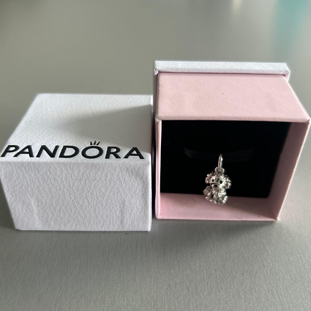 Brand new Pandora dog charm in original box. This was given as a gift but have never used it. RRP £40 for a similar charm on the Pandora website.