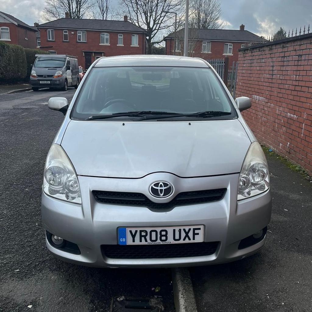 2.2L diesel
6 speed manual
Alloy wheels
Electric windows
Generally good condition inside and outside
Driver side mirror taped