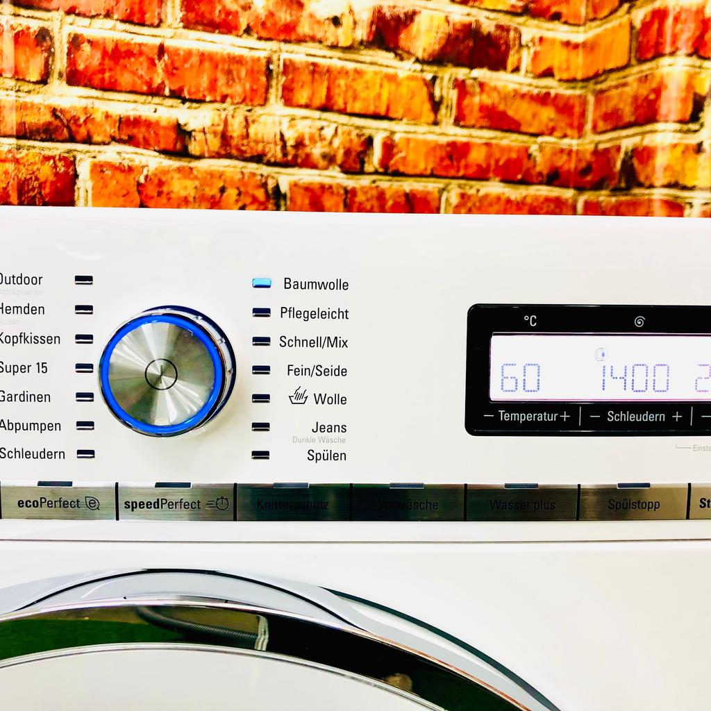 Willkommen bei Waschmaschine Nürnberg!

Entdecken Sie die Effizienz und Leistung unserer hochwertigen Extraklasse Waschmaschinen von Siemens iQ890. Vertrauen Sie auf Qualität und Zuverlässigkeit für die perfekte Pflege Ihrer Wäsche.

⭐ Produktinformationen:
- Modell: WM14Y590
- Geprüft und gereinigt, voll funktionsfähig.
- 1 Jahr Gewährleistung.

‼️Abmessungen des Gerätes: 850 x 600 x 590 mm 
ℹ️ Mehr Infos auf unserer Website: 
☎️Telefon: 01632563493

✈️ Lieferung gegen Aufpreis möglich.
⚒ Anschluss: 10 Euro.
♻️ Altgerätemitnahme: Kostenlos.

ℹ︎**Beschreibung:**
* Energieeffizienzklasse A+++
* 8 kg Fassungsvermögen
* 1400 Touren
* Geräusch Waschen: 49
* Geräusch Schleudern: 71
* Aquastop
* LC-Display und Programmwähler für mehr Übersicht und intuitive Programmsteuerung.
* Mit varioPerfect flexibel entweder 65% Zeit oder 50% Energie sparen.