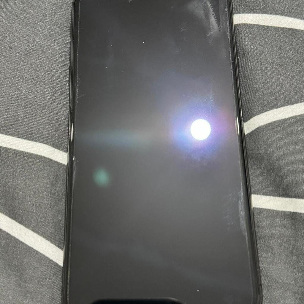apple iPhone xs max
64gb
fully working
comes with power lead
unlocked