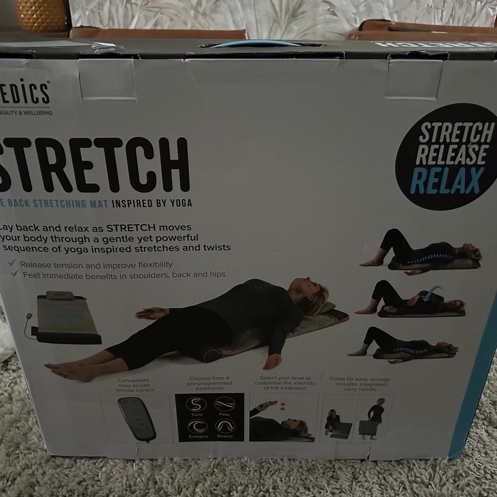 Homedics Stretch Mat -
Brand new in box
Release tension and improve flexibility

Feel immediate benefits in shoulders, back and hips

7 precision-controlled air chambers

Four pre-programmed treatments that can be customised for maximum relaxation

Folds for easy storage

Handheld remote control to choose treatments and customise every stretch

Handle for easy carrying