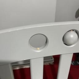 Brand new baby’s cot, only been used around 4 times. Brand new mattress with plastic still on. A few marks but in perfect condition. A missing ball on one side but I have the ball so you can put back on. 
COLLECTION ONLY!! Hoxton area