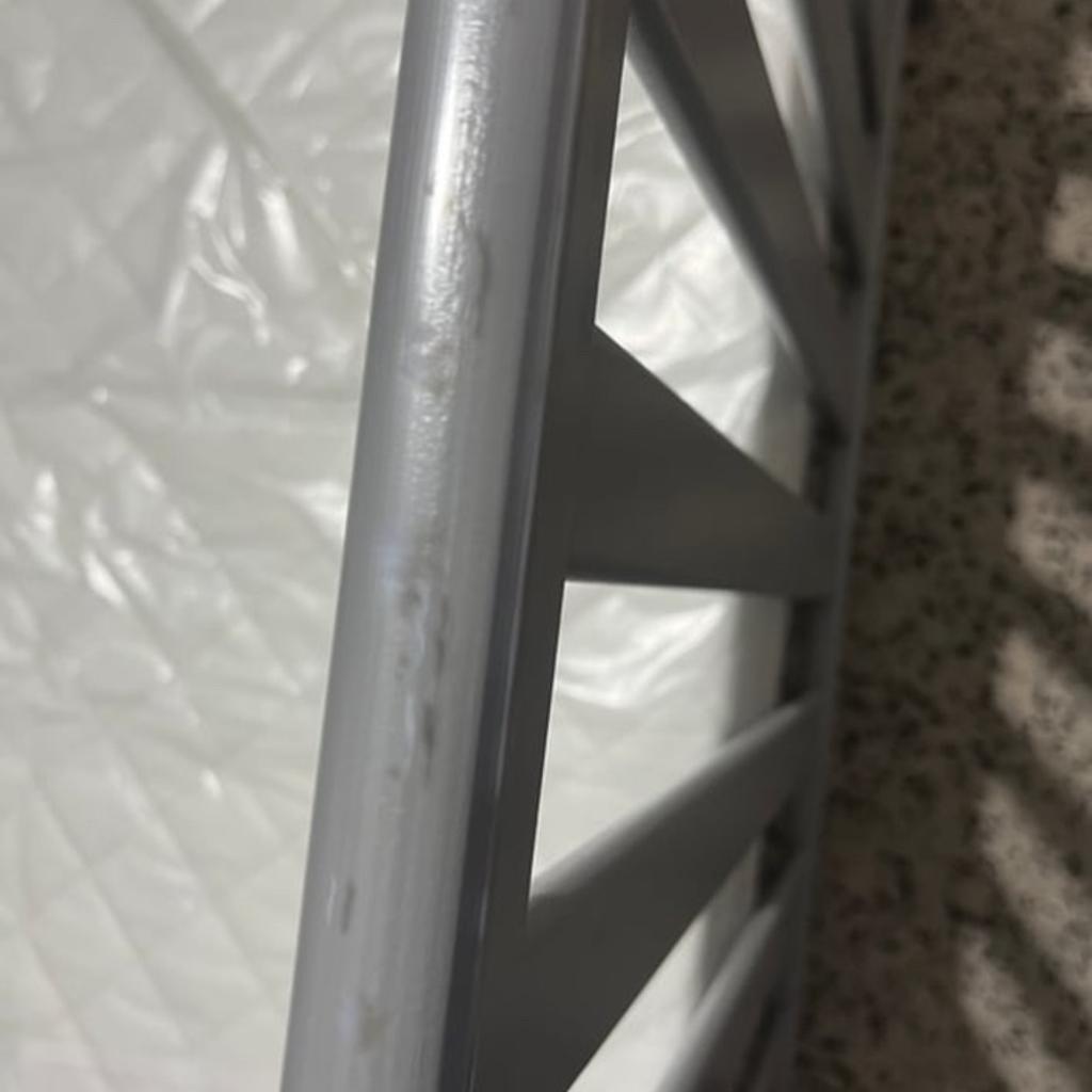 Brand new baby’s cot, only been used around 4 times. Brand new mattress with plastic still on. A few marks but in perfect condition. A missing ball on one side but I have the ball so you can put back on.
COLLECTION ONLY!! Hoxton area