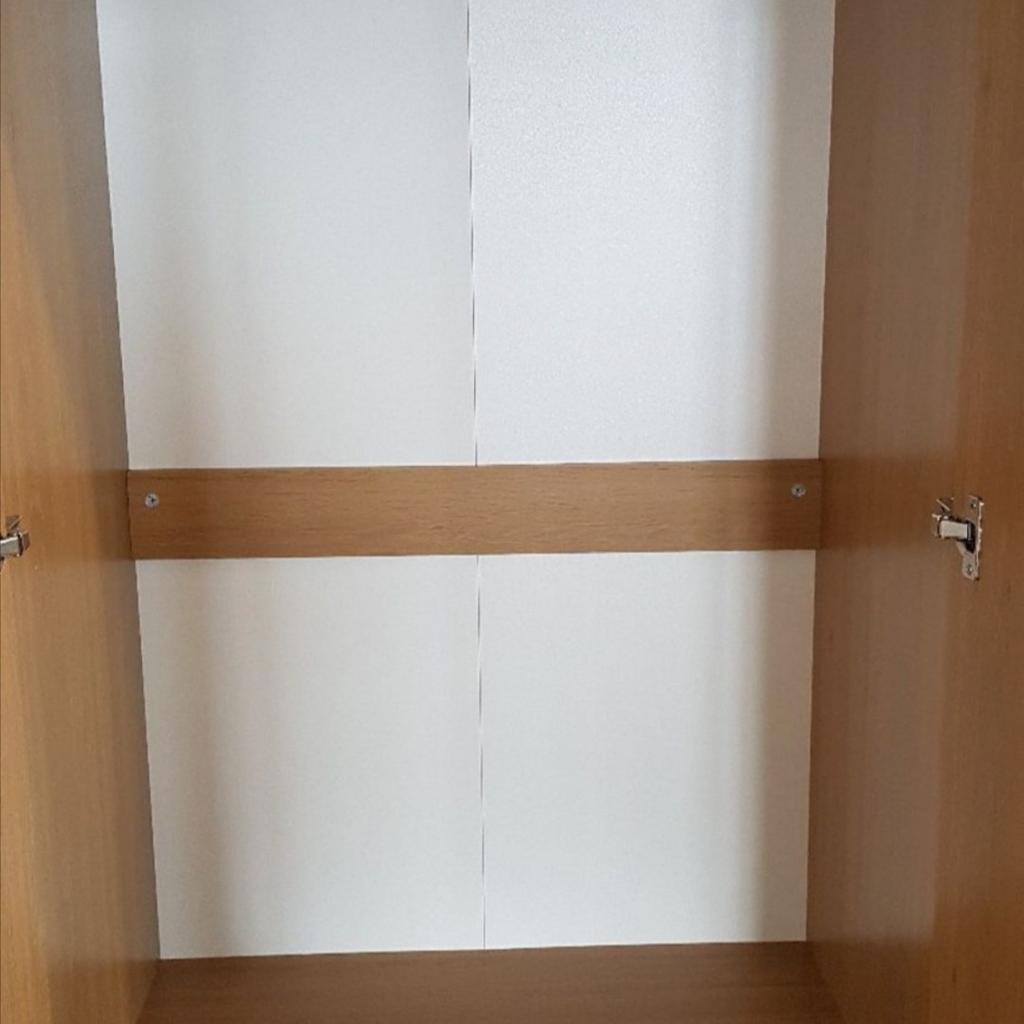 🔹️Malibu 2 door 3 drawer wardrobe-beech effect

🔹️Ex display, flat packed

🔹️Size H180.5, W74.8, D49.8cm.

🔹️Internal hanging space H111.7, W71.4, D47.6cm.

🔹Internal drawer H11, W66.5, D43.6cm

🔹️Hanging rail holds up to 10kg