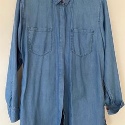 Jeans Damen Bluse , Größe M, sehr guter Zustand , mehrmals benutzt,35 Euro, fester Preis, Versand extra