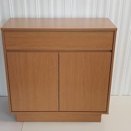 🔹️Habitat Cubes sideboard

🔹️New, flat packed 

🔹️Size H 79, W 79, D34cm.

🔹️1 drawer with metal runners

🔹️2 doors

🔹️1 adjustable shelf