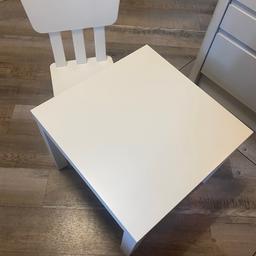 Here for sale is a children’s ikea table and chair both in a good used condition.
Collection from Solihull B92 area
Any questions please ask