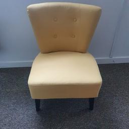 ▪️Habitat Delilah fabric cocktail chair-yellow
▪️Ex display
▪️Size H84, W64, D64cm
▪️Max user weight 110kg