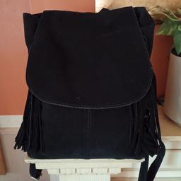 Topshop real suede medium size backpack excellent condition