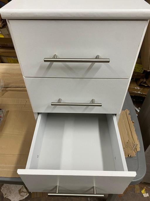 Buy & Sell Warwickshire Warwick - Photos for Normandy 3 Drawer Bedside Table - White