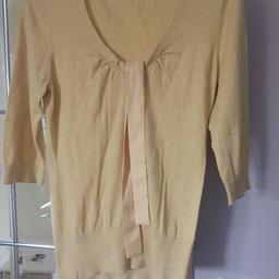 Women's Mustard Yellow Long Sleeved Top.
Oasis, Size M.
Collection only.