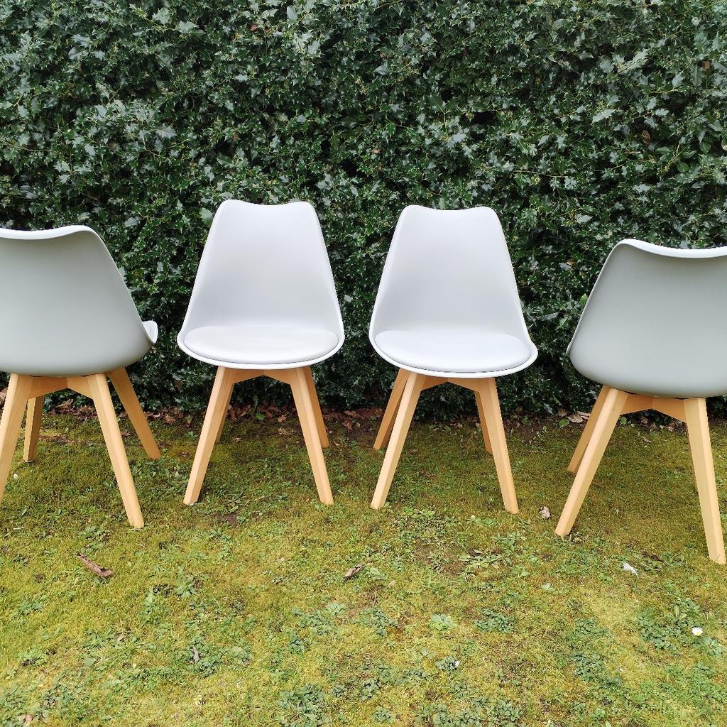 Modern style grey dining chairs with wood legs. 4 for sale all the same.
Light grey plastic back with easy wipe clean padded seat which is really comfy & is a good seat size & very sturdy. In really good condition as hardly used before going into storage. Great addition to any modern home.
Selling as a pair for £60 or £115 for all 4. Lots for sale pls see my other listings. Collection Penn Rd Wolverhampton by Hollybush pub from smoke and pet free home