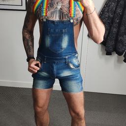 Bespoke hand made backless, jock style denim dungarees.
Size M
Perfect for any LGBT events. Like pride or DILF/JOCK PARTY.
