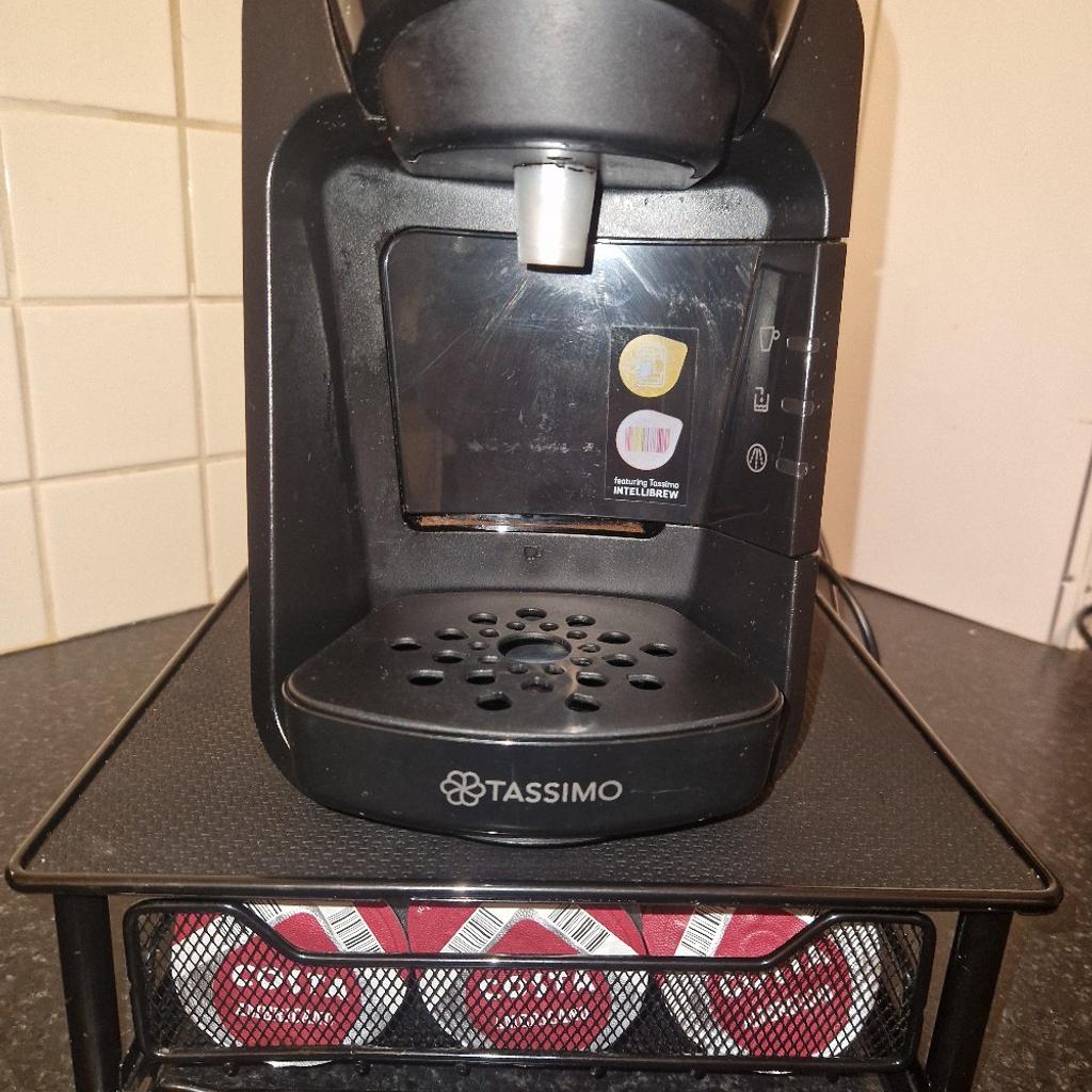 Tassimo coffee machine with storage for up to 30 pods. used but perfect working order.
collection from Rishton or can deliver locally for additional cost