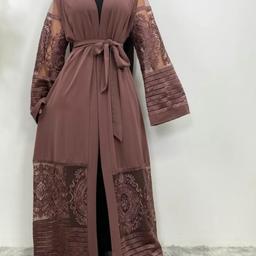 Purple lace embroidery abaya with belt
Brand new 
Size small